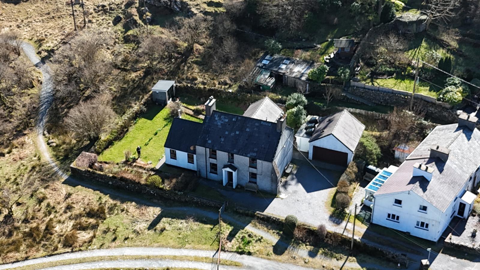 Aerial View - Ty Capel.jpg